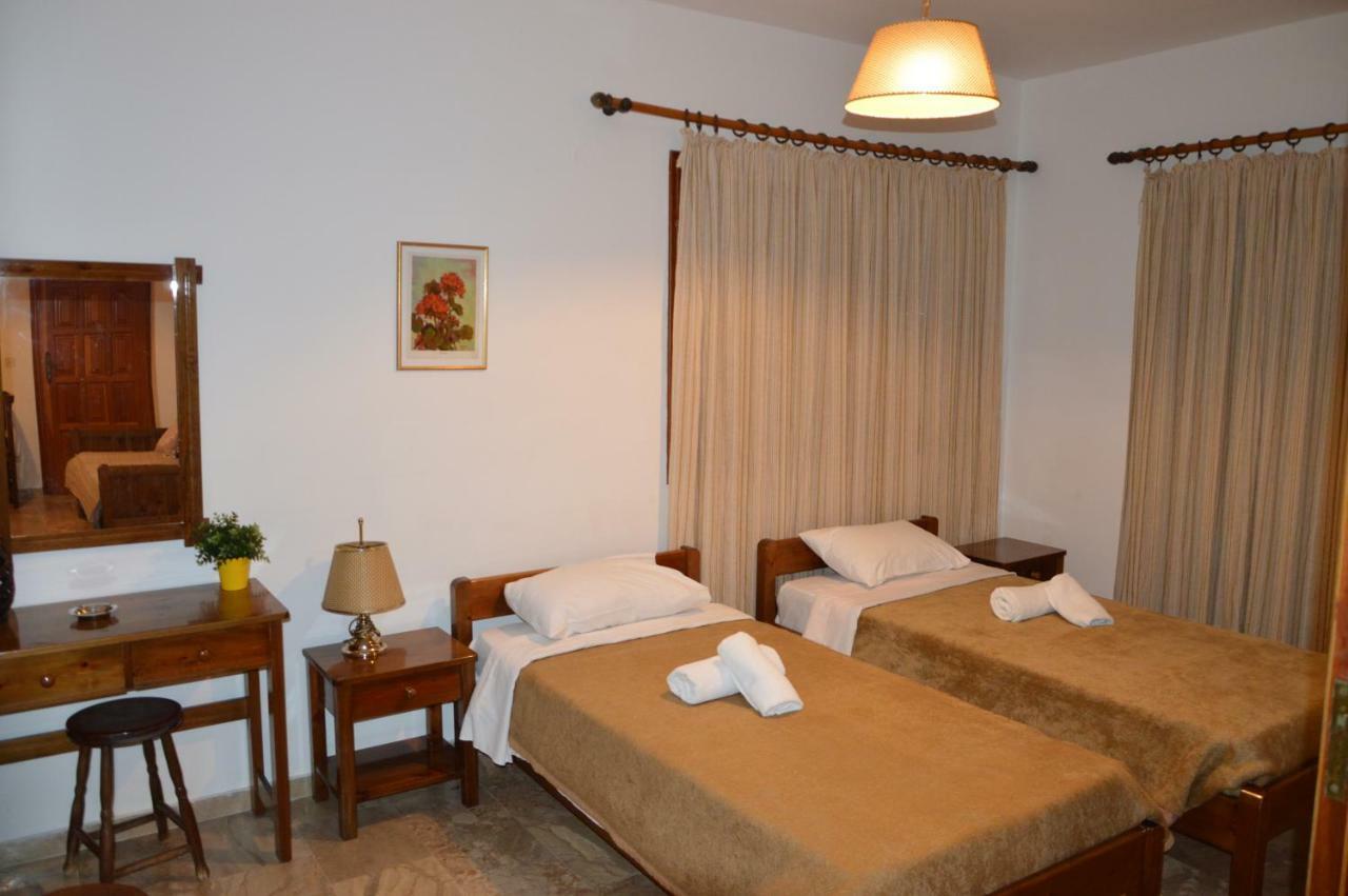 Maria Parameriti Apartments Poros  Exterior photo